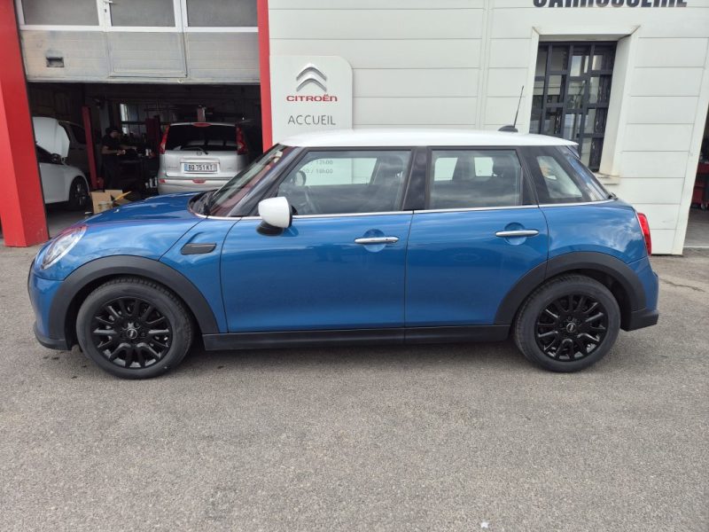 MINI MINI HATCH  COOPER 136 ESSENTIAL DKG7 5 PORTES  2023