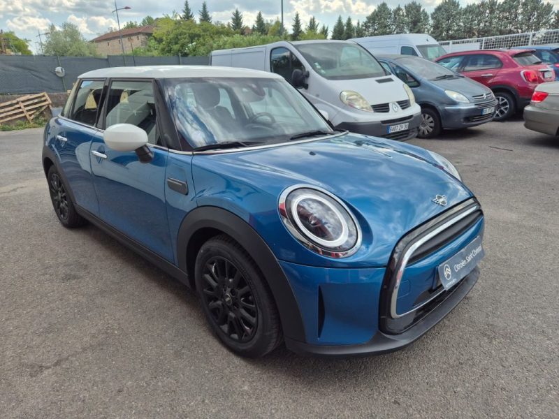 MINI MINI HATCH  COOPER 136 ESSENTIAL DKG7 5 PORTES  2023