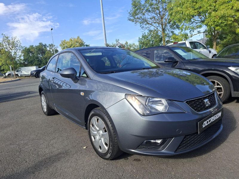 SEAT IBIZA 1 L 95cv  ESSENCE 2016 101850 kms Toit panoramique GPS Bluetooth  Radar recul Régulateur 