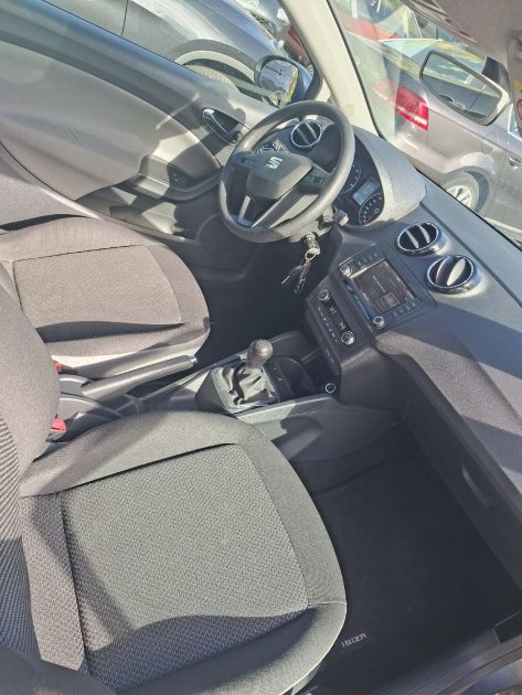 SEAT IBIZA 1 L 95cv  ESSENCE 2016 101850 kms Toit panoramique GPS Bluetooth  Radar recul Régulateur 