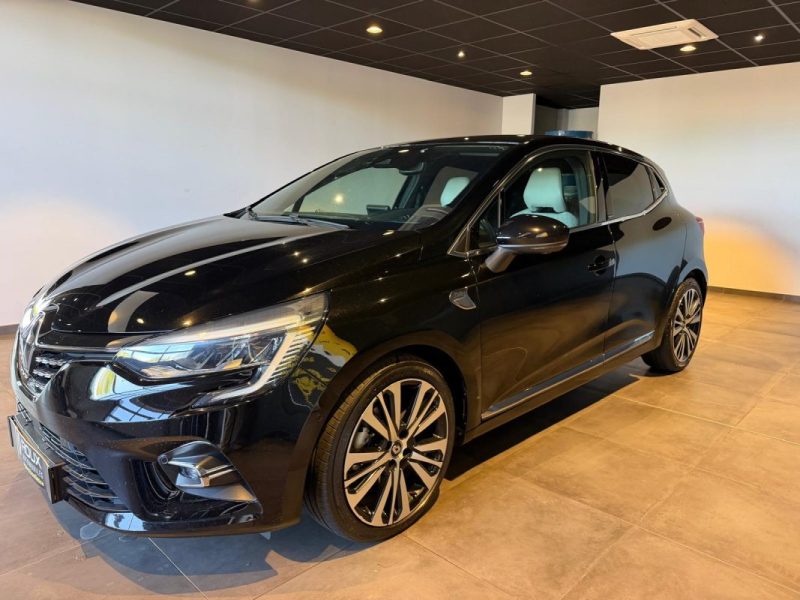 RENAULT CLIO V 1.6 E-TECH 140 INITIALE PARIS / PARK ASSIST