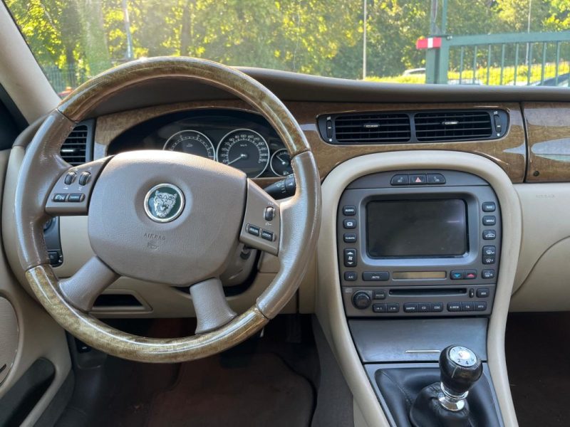 JAGUAR X-TYPE  2004