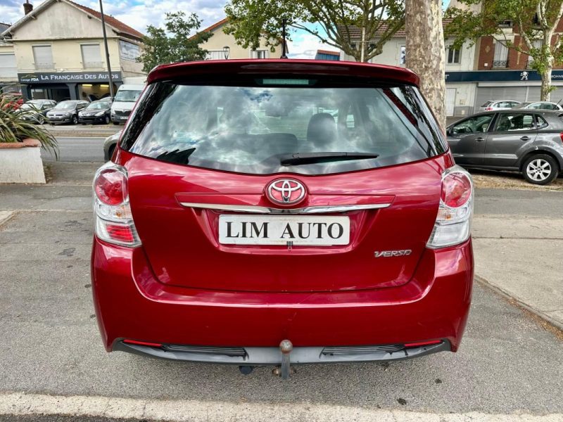TOYOTA VERSO 112 D-4D TechnoLine 7 Places