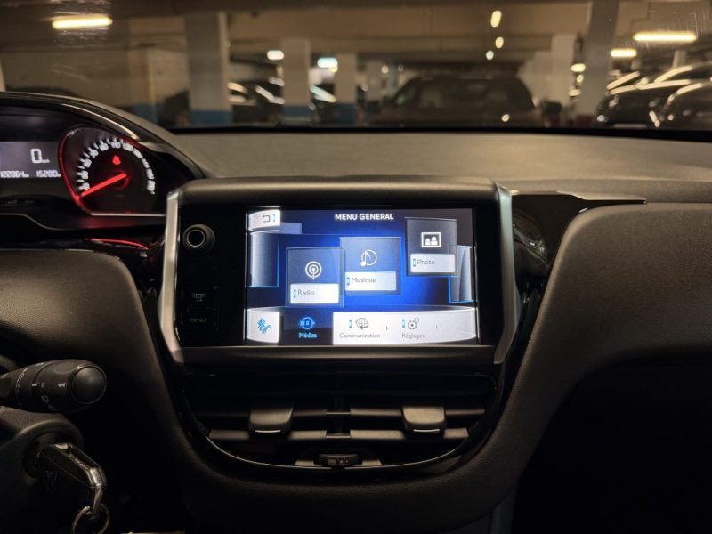 PEUGEOT 208 1.2 VTI 82 Active