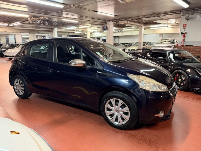 PEUGEOT 208 1.2 VTI 82 Active