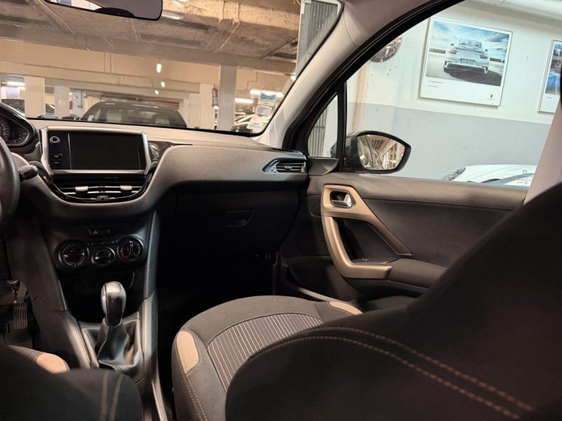 PEUGEOT 208 1.2 VTI 82 Active