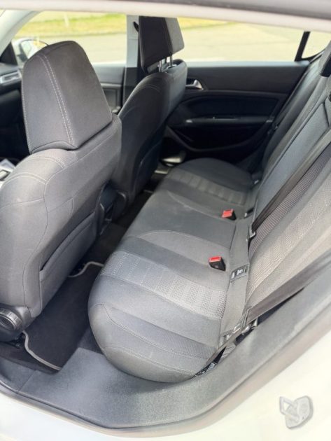 PEUGEOT 308 BOITE AUTO / CARPLAY / CAMERA ....✅