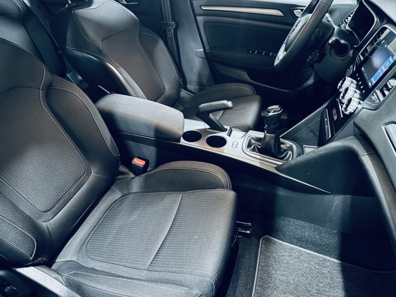 RENAULT MEGANE IV 1.5 BLUE DCI 115CH BUSINESS