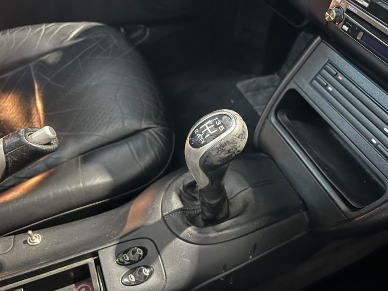 PORSCHE BOXSTER - 2.7 - 220 cv - 2000 - 197 000 Km - Sièges chauffants - Xenon 