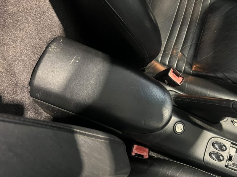 PORSCHE BOXSTER - 2.7 - 220 cv - 2000 - 197 000 Km - Sièges chauffants - Xenon 
