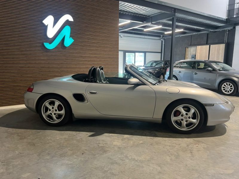 PORSCHE BOXSTER - 2.7 - 220 cv - 2000 - 197 000 Km - Sièges chauffants - Xenon 