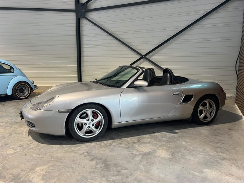 PORSCHE BOXSTER - 2.7 - 220 cv - 2000 - 197 000 Km - Sièges chauffants - Xenon 