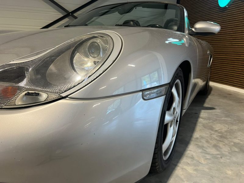 PORSCHE BOXSTER - 2.7 - 220 cv - 2000 - 197 000 Km - Sièges chauffants - Xenon 