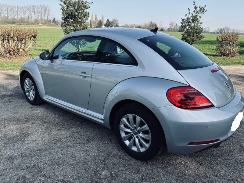 Volkswagen New Beetle Coccinelle 1.2 TSI 105ch Design GPS Sièges chauffants