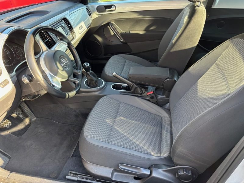 Volkswagen New Beetle Coccinelle 1.2 TSI 105ch Design GPS Sièges chauffants