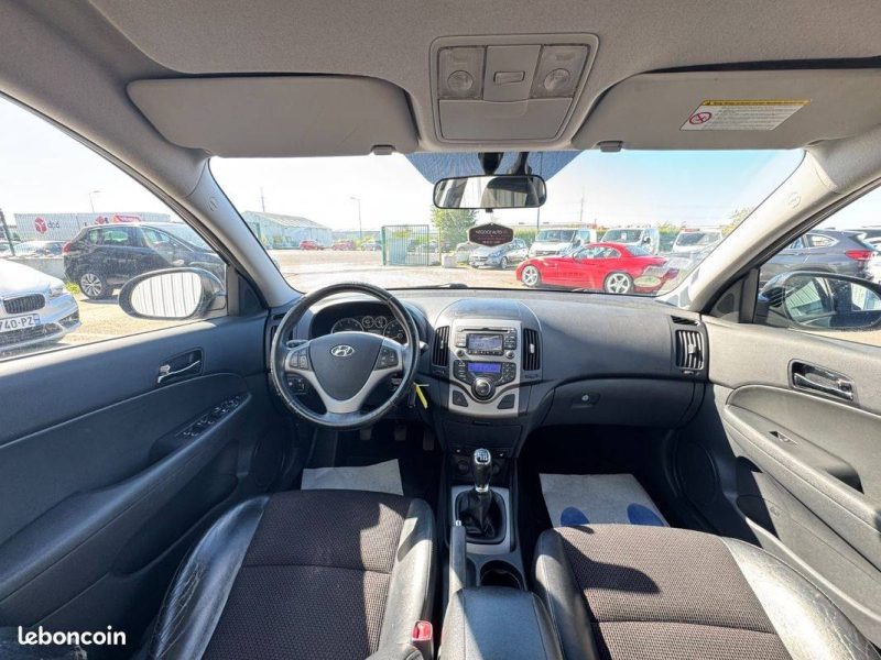 Hyundai I30 1.6 CRDI 90ch Edition + Break Sièges chauffants 