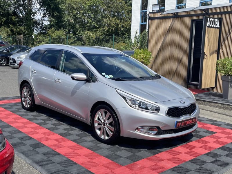 KIA CEE-D SW 1.6 CRDI FIFA WORLD CUP EDITION 2014