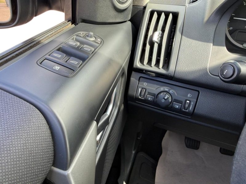 LAND ROVER FREELANDER II 2.2 TD4 150ch 4X4 1.Main
