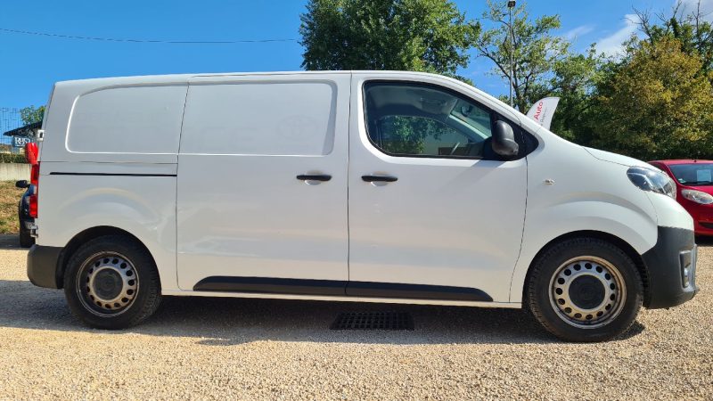 TOYOTA Proace - 1.6 D-4D Comfort 115ch diesel 