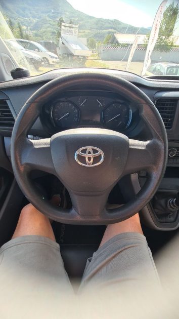 TOYOTA Proace - 1.6 D-4D Comfort 115ch diesel 