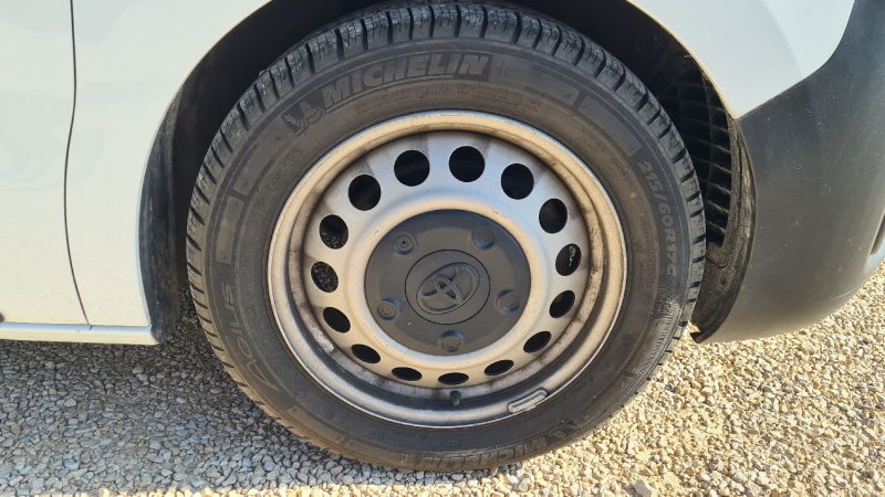 TOYOTA Proace - 1.6 D-4D Comfort 115ch diesel 