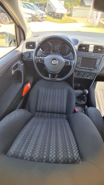 VOLKSWAGEN Polo - 1.4 TDI Trendline 75ch diesel
