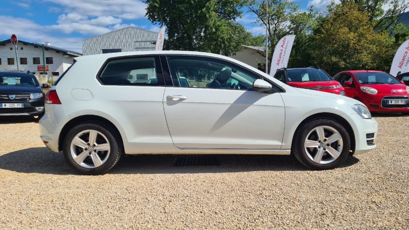 VOLKSWAGEN Golf VII - 1.2 TSI Comfortline 105ch essence