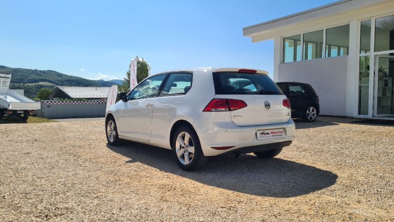 VOLKSWAGEN Golf VII - 1.2 TSI Comfortline 105ch essence