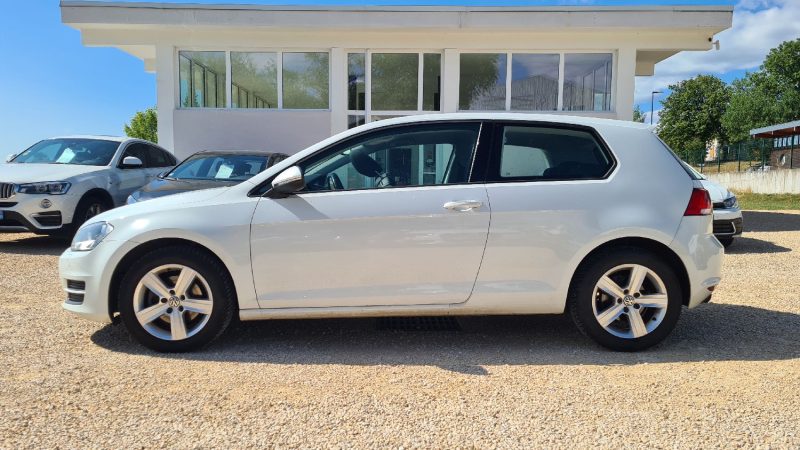 VOLKSWAGEN Golf VII - 1.2 TSI Comfortline 105ch essence