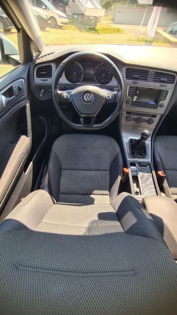 VOLKSWAGEN Golf VII - 1.2 TSI Comfortline 105ch essence