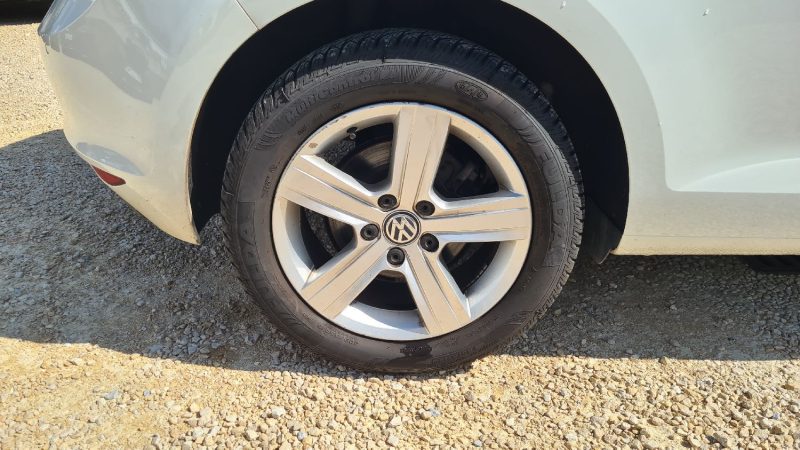 VOLKSWAGEN Golf VII - 1.2 TSI Comfortline 105ch essence