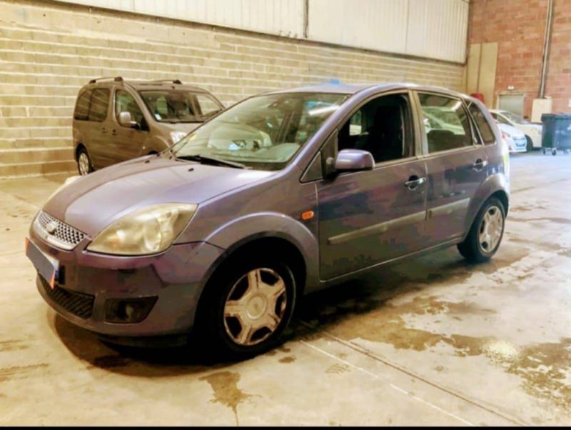 FORD FIESTA 1400 TDCI AMBIENTE 2006
