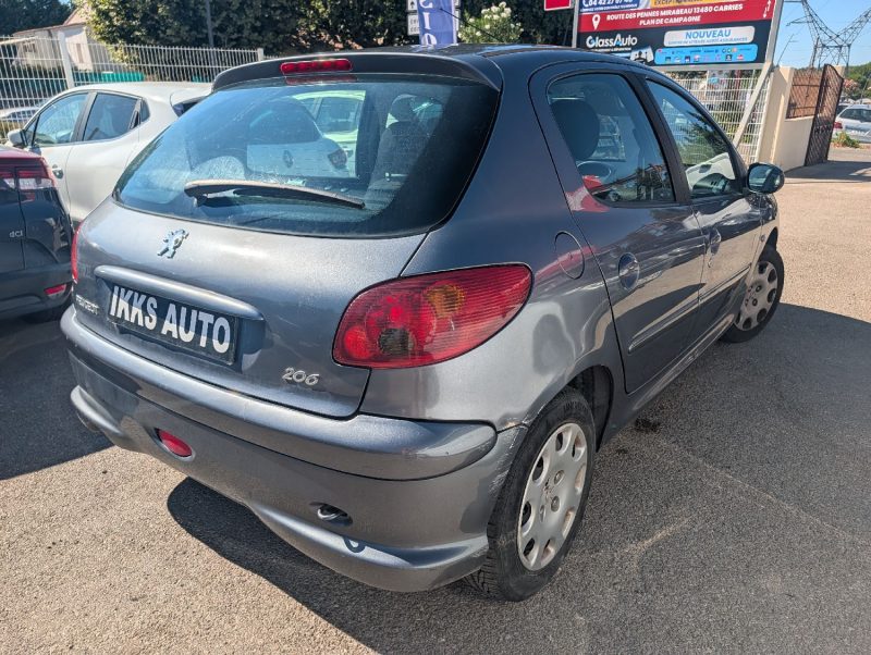 PEUGEOT 206 1.4 75CH GENERATION EXCELLENT ETAT ENTRETIEN A JOURS  GARANTIE 12 MOIS