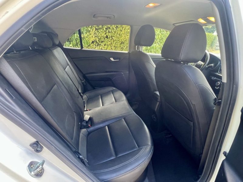 Kia Rio IV 1.0l T-GDI Premium 100ch - Garantie 6 mois