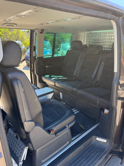 VOLKSWAGEN MULTIVAN HANDICAPE