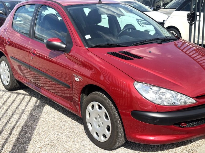 PEUGEOT 206 1.4 HDI 70CV 