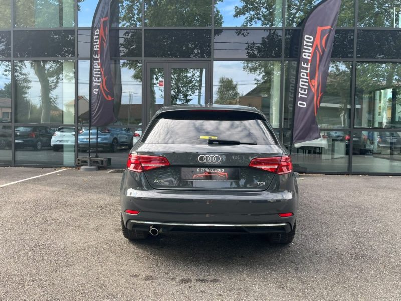 AUDI A3 Sportback Design 116 ch 1.6 TDI (Série 3 Phase 2) Radar de stationnement AV/AR 