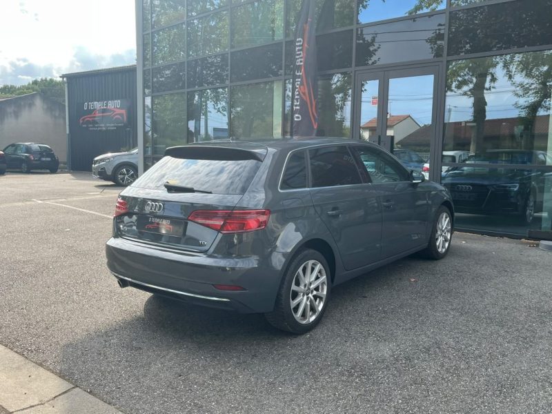 AUDI A3 Sportback Design 116 ch 1.6 TDI (Série 3 Phase 2) Radar de stationnement AV/AR 