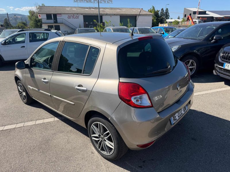 RENAULT CLIO 3 EXPRESSION 1.2 TCE 100 PHASE 2 GARANTIE