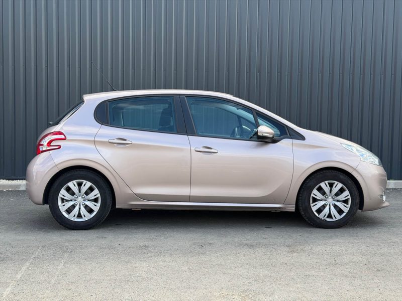 PEUGEOT 208 1.4 HDI 68 ACCESS 2012