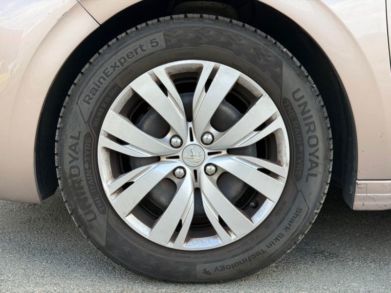 PEUGEOT 208 1.4 HDI 68 ACCESS 2012