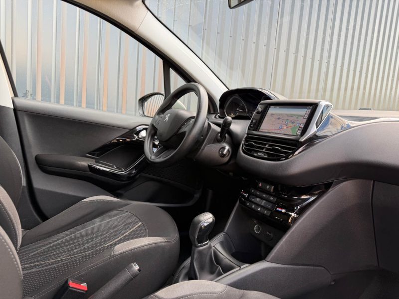 PEUGEOT 208 1.4 HDI 68 ACCESS 2012