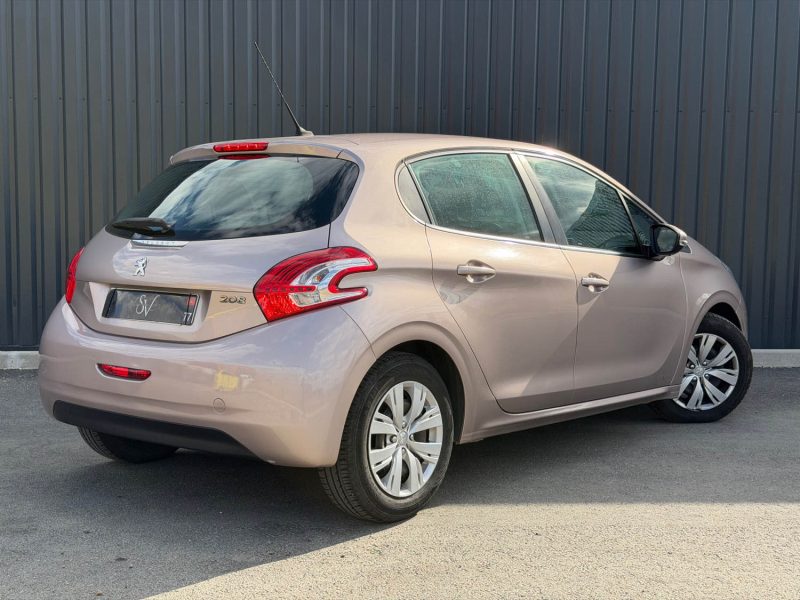 PEUGEOT 208 1.4 HDI 68 ACCESS 2012