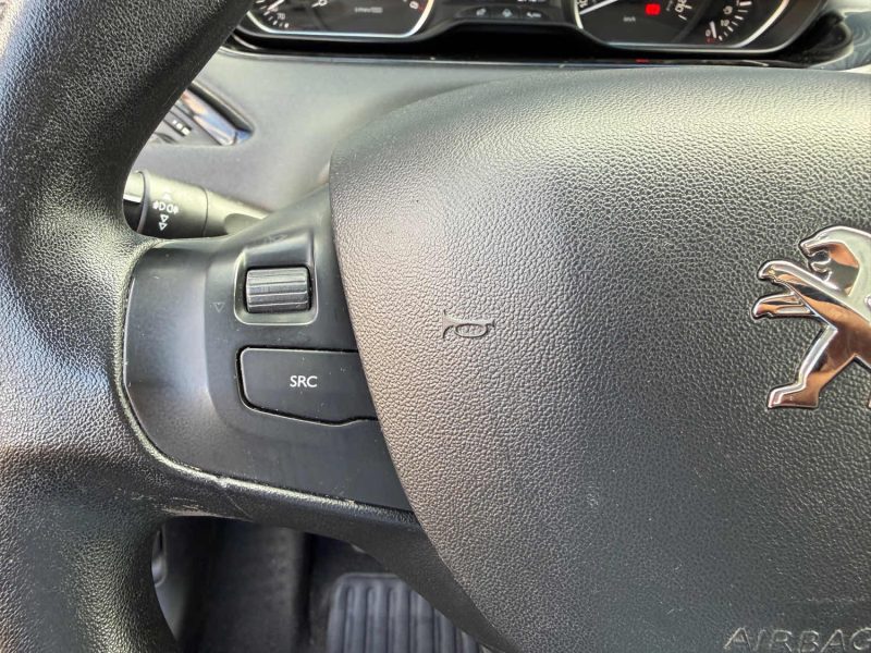 PEUGEOT 208 1.4 HDI 68 ACCESS 2012