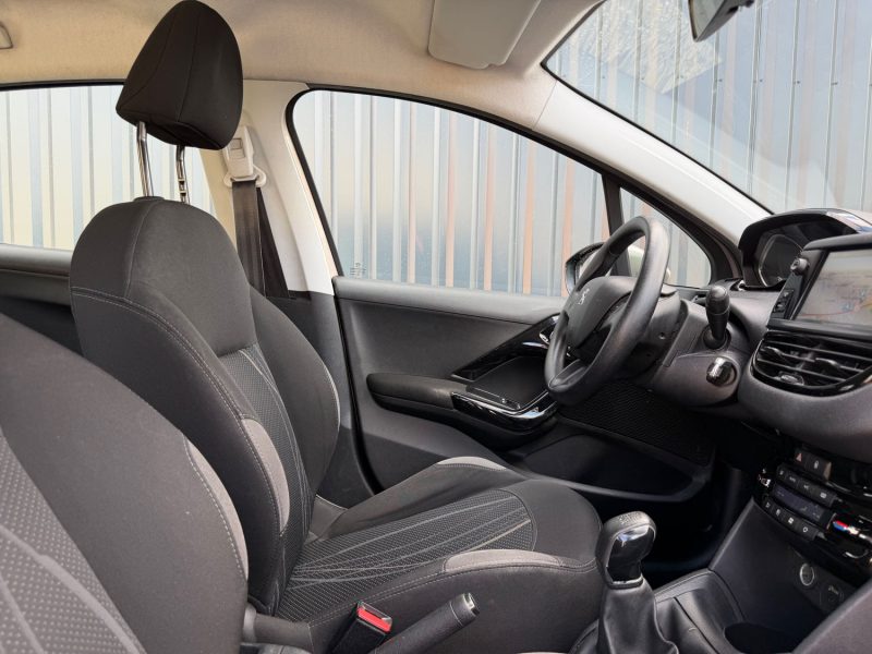 PEUGEOT 208 1.4 HDI 68 ACCESS 2012