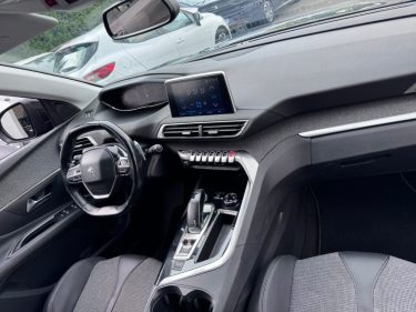 PEUGEOT 3008 II HDI 130cv ALLURE EAT8