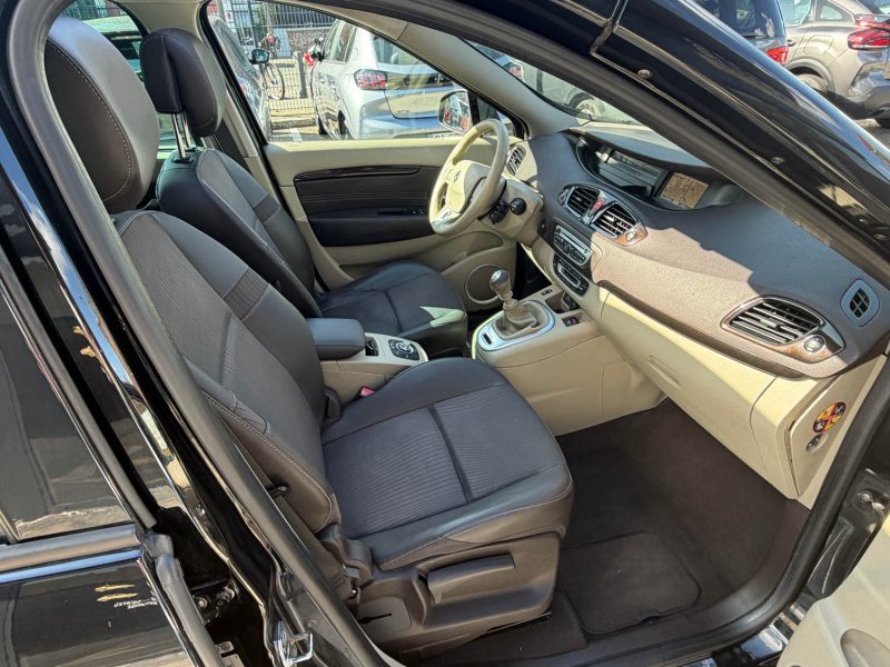 RENAULT SCENIC III 1.9 DCI 130CV JADE - 113.000kms - T.O/CUIR/GPS