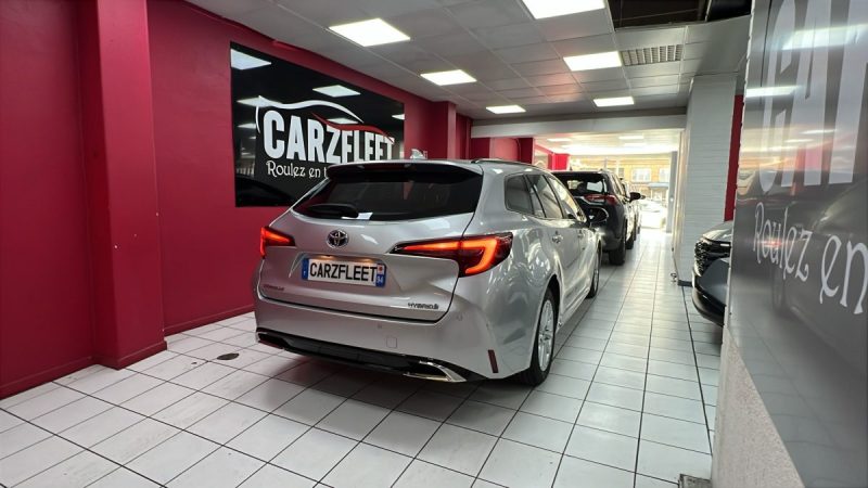 TOYOTA COROLLA TOURING SPORTS 140cv HYBRIDE 1.8 DYNAMIC BUSINESS /1 ERE MAIN/TVA RECUPERABLE