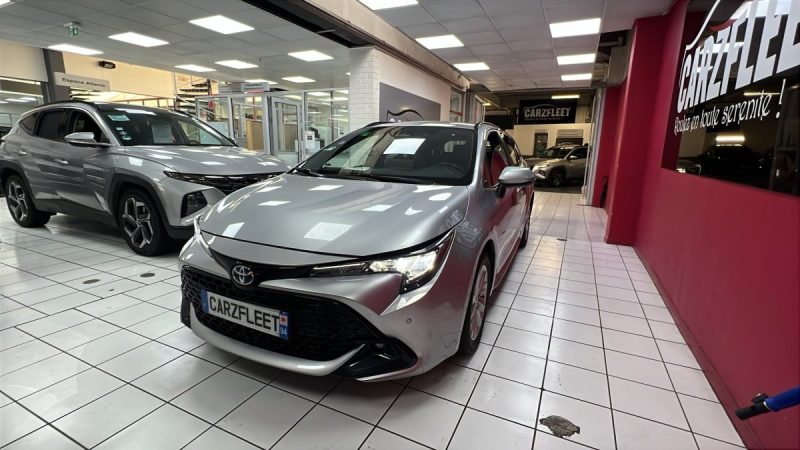 TOYOTA COROLLA TOURING SPORTS 140cv HYBRIDE 1.8 DYNAMIC BUSINESS /1 ERE MAIN/TVA RECUPERABLE