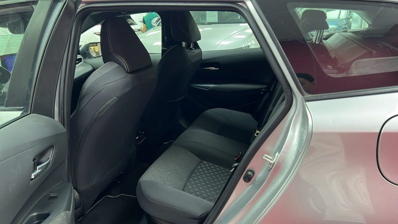 TOYOTA COROLLA TOURING SPORTS 140cv HYBRIDE 1.8 DYNAMIC BUSINESS /1 ERE MAIN/TVA RECUPERABLE